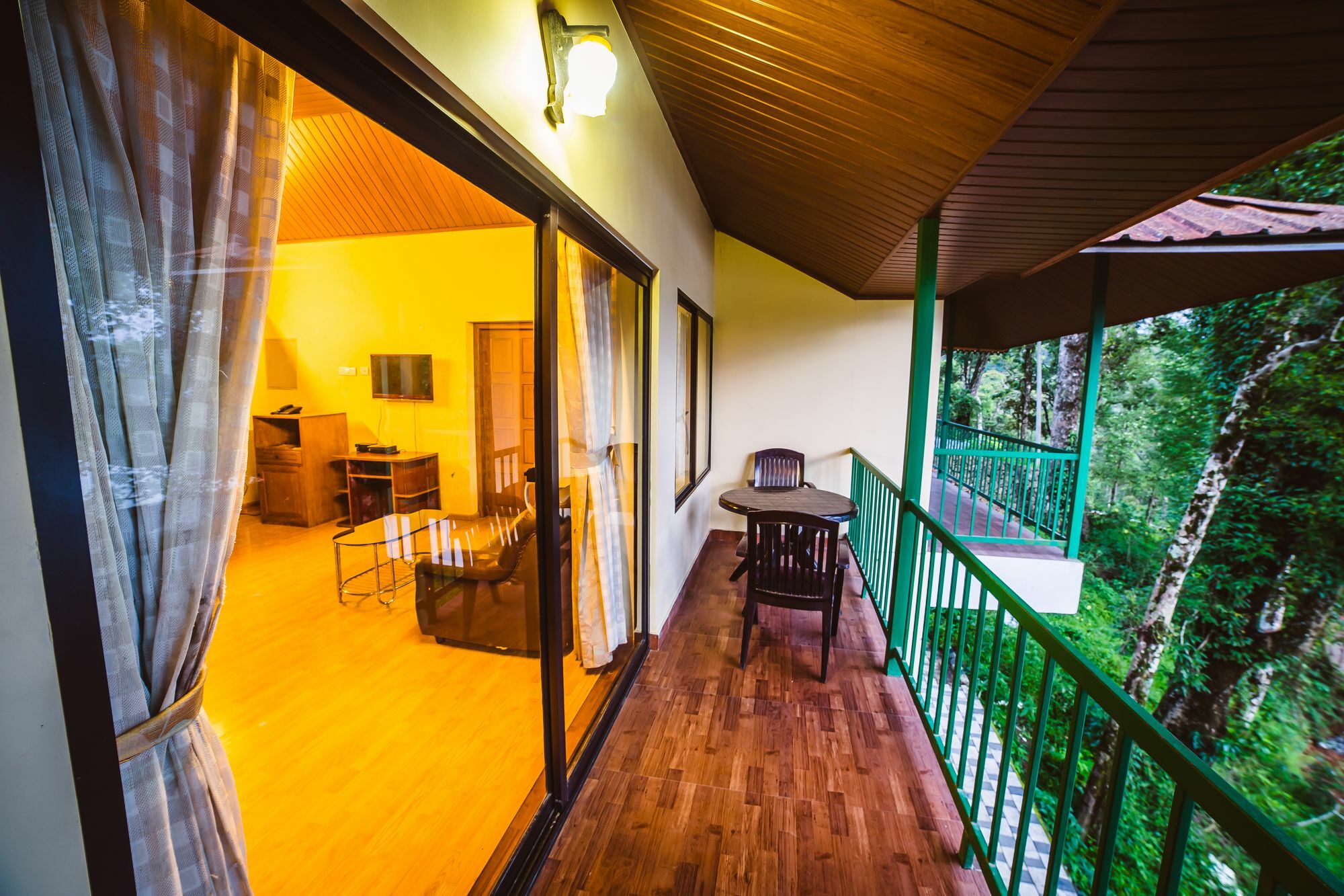 Deep Woods Resort Munnar Εξωτερικό φωτογραφία